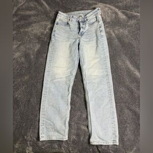 American Eagle “Mon straight jean”, size 4 regular, good condition, light blue